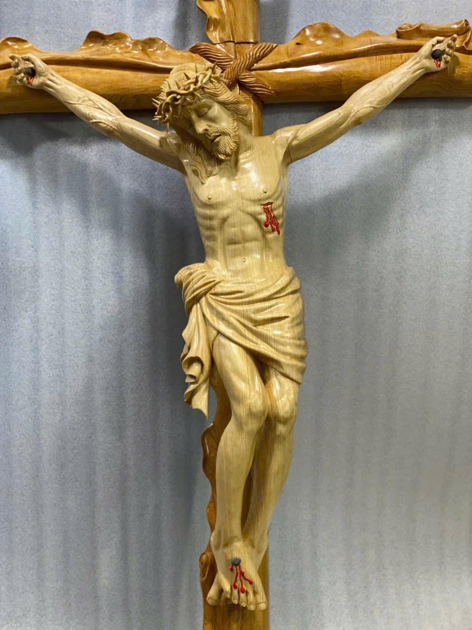 Wooden Crucifix Statue, Jesus on the Cross Wood Carving, Catholic Wall Cross, Handmade Christian Religious Decor Gift